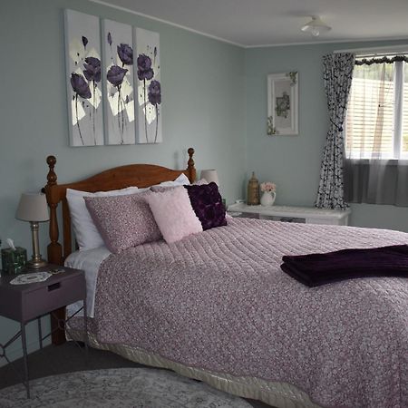 Bnb On Bakers Waimate Экстерьер фото